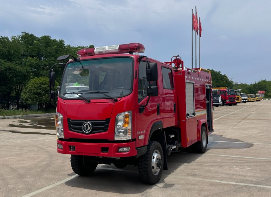 楚勝CSC5090GXFSG35/E6型 水罐消防車